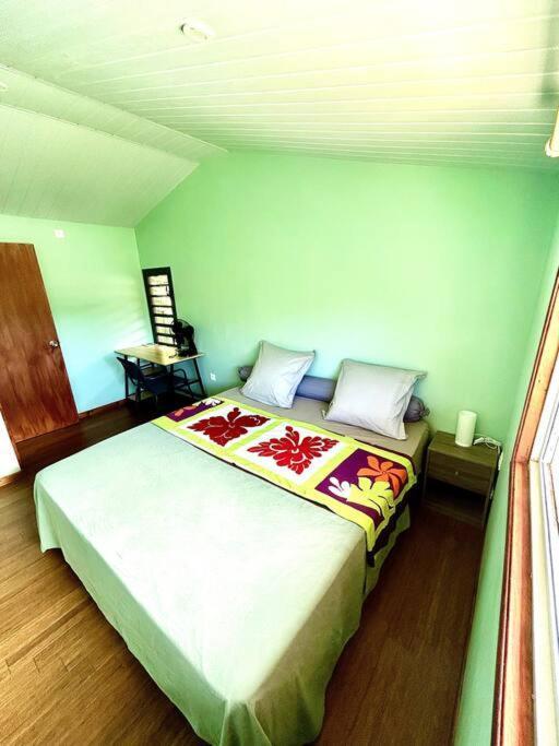 Mooz Lodge, The Local Discovery Afareaitu エクステリア 写真