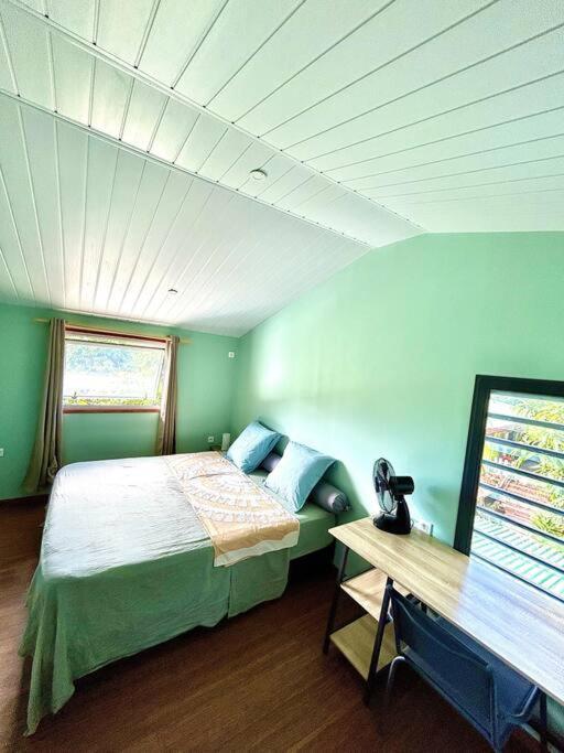 Mooz Lodge, The Local Discovery Afareaitu エクステリア 写真